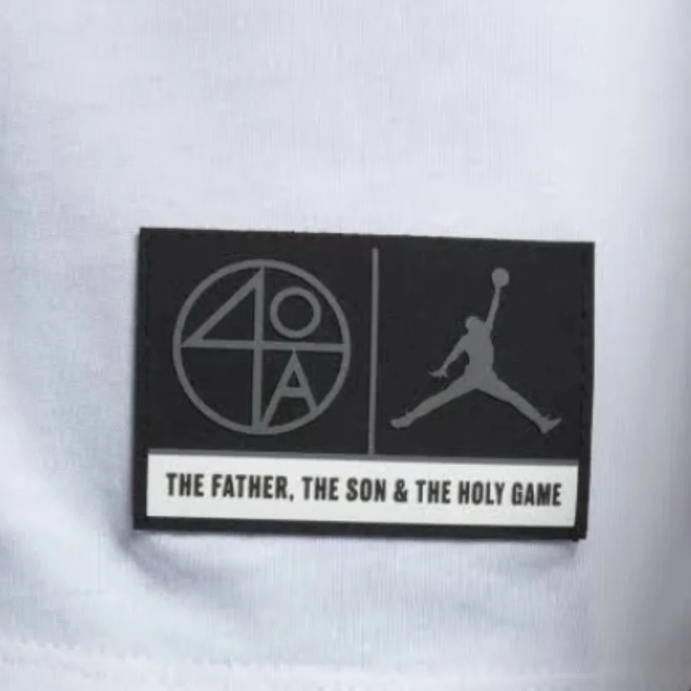 NWOT Men's Jordan T-shirt - Picture 4 of 9